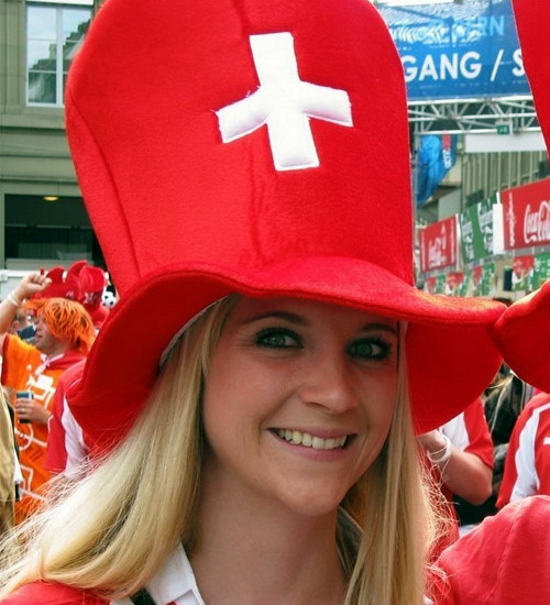 Switzerland-Hot-Football-Female-Fans-Sexy-Swiss-Soccer-Girls-4